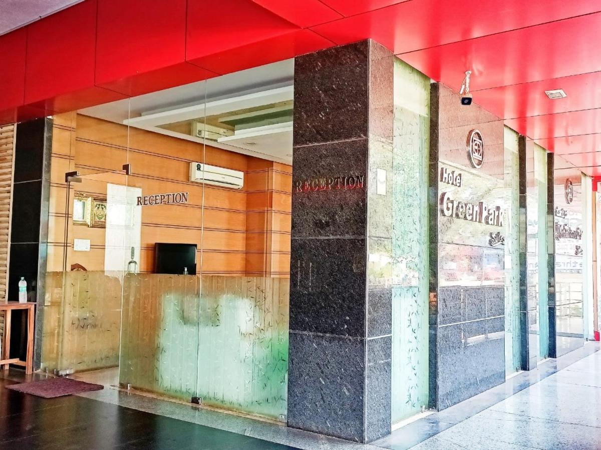 מניפלה Hotel Green Park Suites מראה חיצוני תמונה