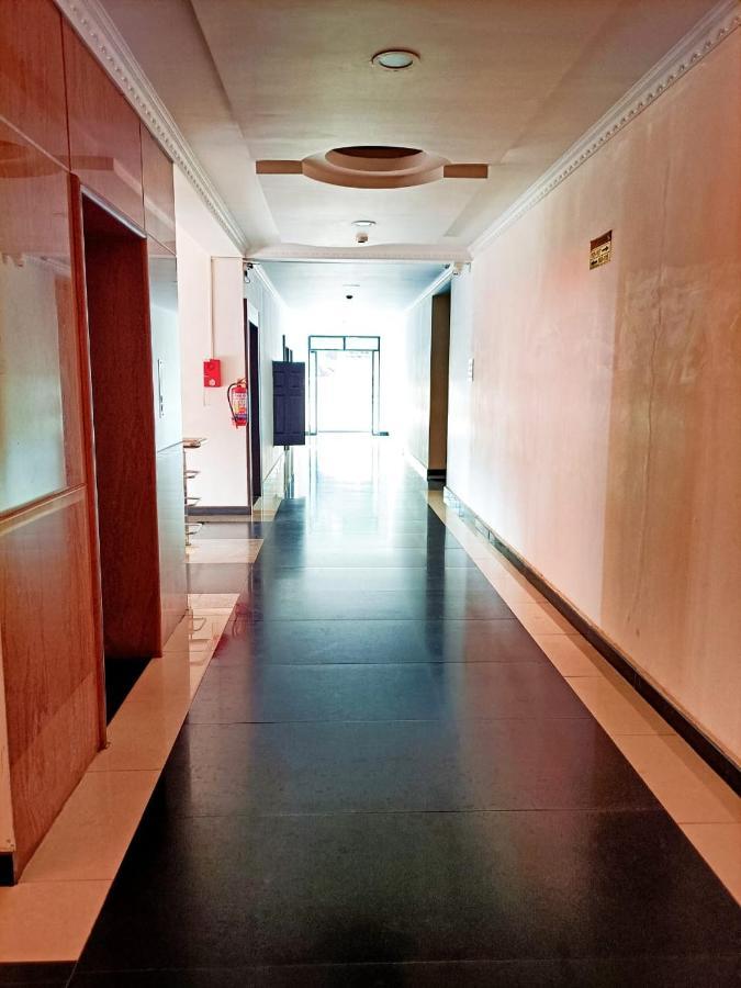 מניפלה Hotel Green Park Suites מראה חיצוני תמונה