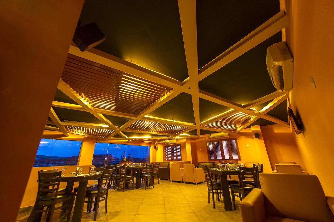 מניפלה Hotel Green Park Suites מראה חיצוני תמונה