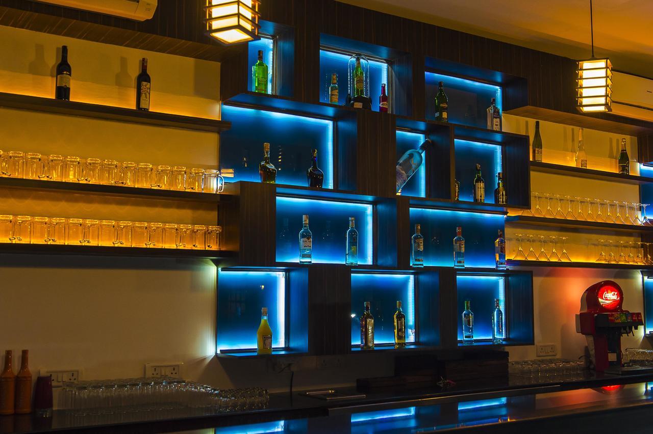 מניפלה Hotel Green Park Suites מראה חיצוני תמונה