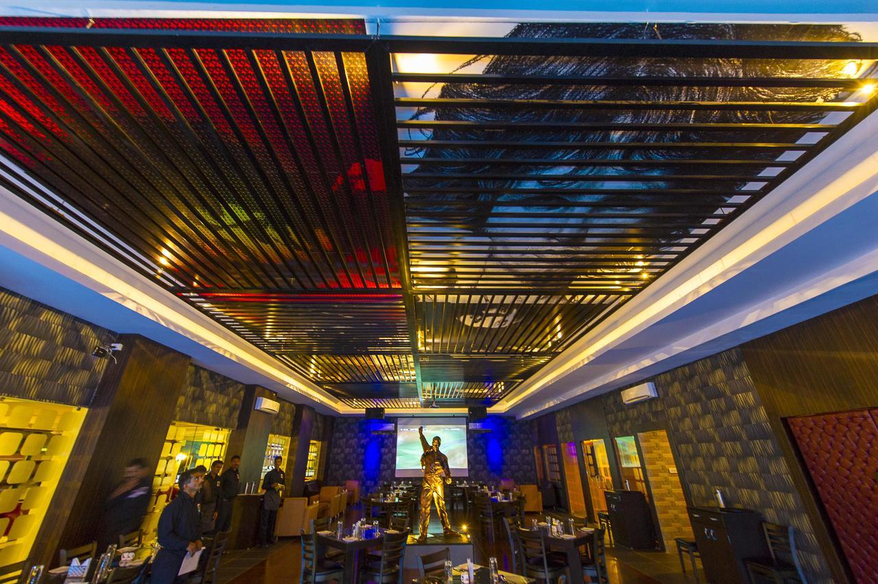 מניפלה Hotel Green Park Suites מראה חיצוני תמונה